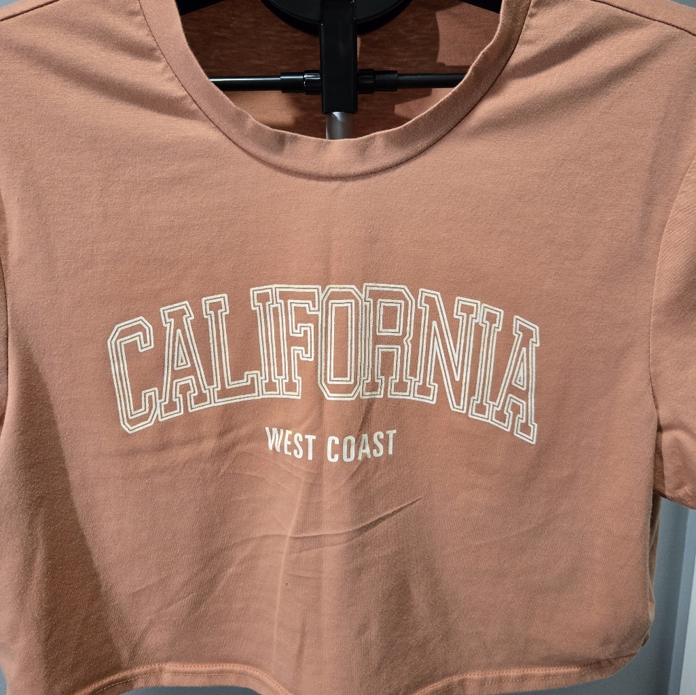 SHEIN Curve Women's 3 XL Cropped Rust Tee